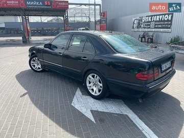 Авто Mercedes E-Class 1999 № 8780402