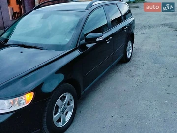 Авто Volvo V50 2007 № 8780456