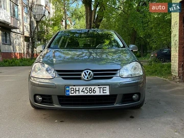 Авто Volkswagen Golf 2005 № 8780457