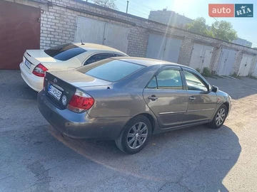 Авто Toyota Camry 2005 № 8780465