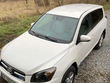 Авто Toyota Rav4 Ev 2013 № 8780513