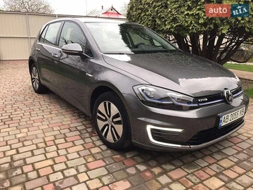 Авто Volkswagen E-Golf 2019 № 8780519