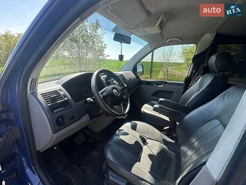 Авто Volkswagen Transporter 2008 № 8780977