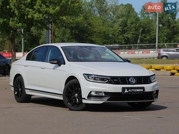Авто Volkswagen Passat 2018 № 8781081