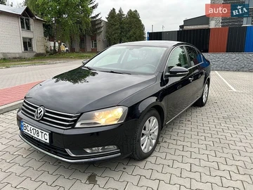 Авто Volkswagen Passat 2013 № 8781125