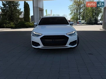 Авто Audi A4 2021 № 8781144