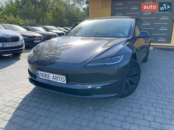 Авто Tesla Model 3 2024 № 8781390