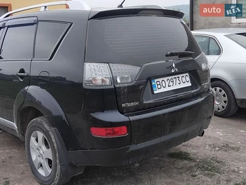Авто Mitsubishi Outlander Xl 2008 № 8781444