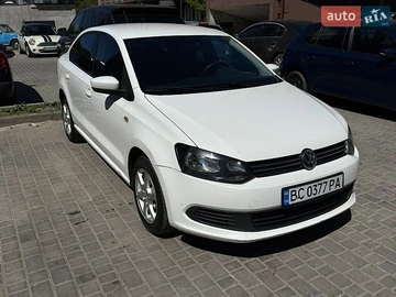 Авто Volkswagen Polo 2013 № 8781448