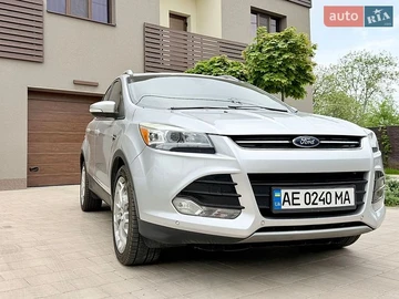 Авто Ford Escape 2014 № 8781475