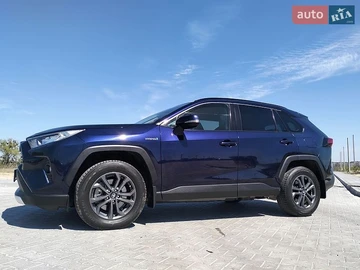Авто Toyota Rav4 2021 № 8781648
