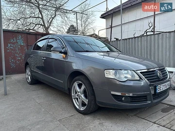 Авто Volkswagen Passat 2005 № 8781813