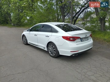 Авто Hyundai Sonata 2015 № 8781919