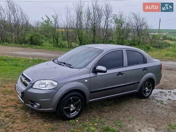 Авто Chevrolet Aveo 2011 № 8782267
