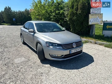 Авто Volkswagen Passat 2012 № 8782290