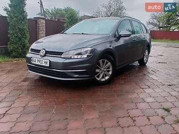 Авто Volkswagen Golf 2019 № 8782469