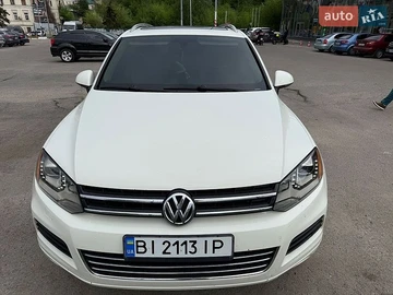 Авто Volkswagen Touareg 2011 № 8782494