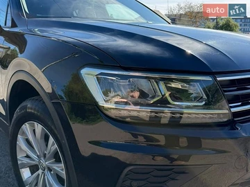 Авто Volkswagen Tiguan 2017 № 8782501