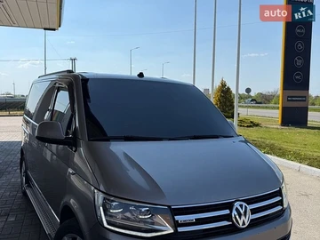 Авто Volkswagen Multivan 2017 № 8782652