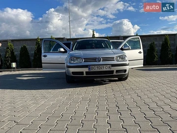 Авто Volkswagen Golf 2002 № 8782677