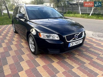 Авто Volvo V50 2011 № 8782938