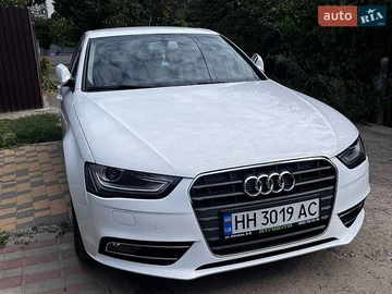 Авто Audi A4 2013 № 8783123