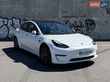 Авто Tesla Model 3 2021 № 8783158