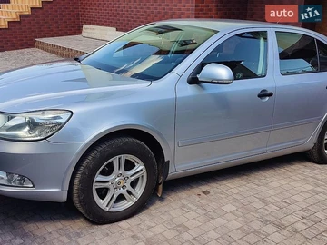 Авто Skoda Octavia 2012 № 8783535