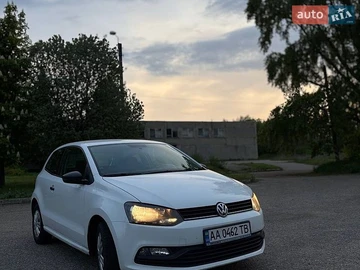 Авто Volkswagen Polo 2017 № 8783639
