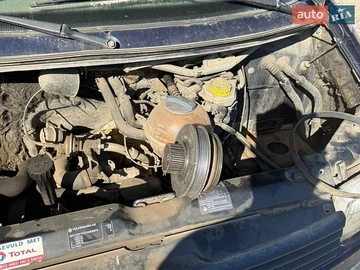 Авто Volkswagen Transporter 2000 № 8784073