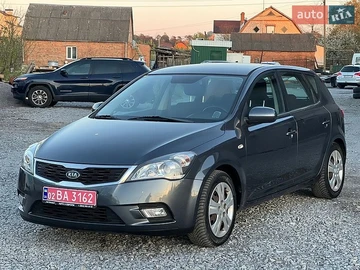 Авто KIA Ceed 2010 № 8784080