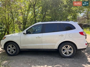 Авто Hyundai Santa Fe 2012 № 8784291