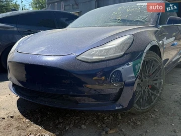 Авто Tesla Model 3 2020 № 8784697