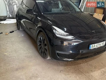 Авто Tesla Model Y 2020 № 8784709