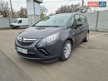Авто Opel Zafira Tourer 2012 № 8784918