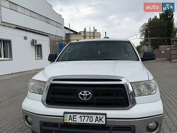 Авто Toyota Tundra 2010 № 8785095