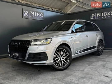 Авто Audi Q7 2017 № 8785134