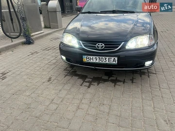 Авто Toyota Avensis 2002 № 8785298