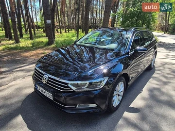 Авто Volkswagen Passat 2017 № 8785723