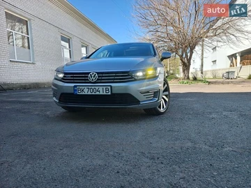 Авто Volkswagen Passat 2016 № 8785737