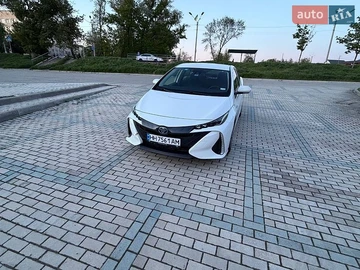 Авто Toyota Prius 2021 № 8785750