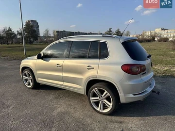 Авто Volkswagen Tiguan 2011 № 8786314