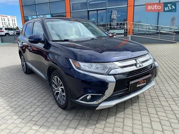 Авто Mitsubishi Outlander 2015 № 8786328