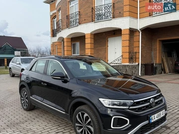 Авто Volkswagen T-Roc 2023 № 8786568