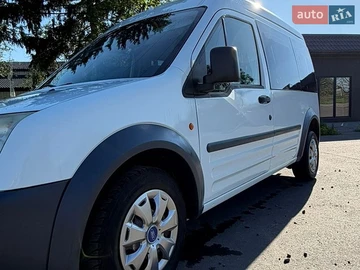 Авто Ford Tourneo Connect 2004 № 8786780