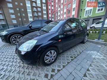 Авто Ford Fiesta 2005 № 8787087