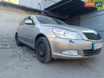 Авто Skoda Superb 2012 № 8787170