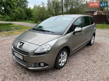 Авто Peugeot 5008 2012 № 8787346
