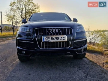 Авто Audi Q7 2010 № 8787661
