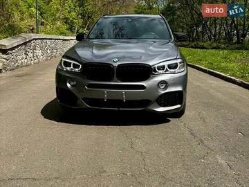 Авто BMW X5 2018 № 8787675